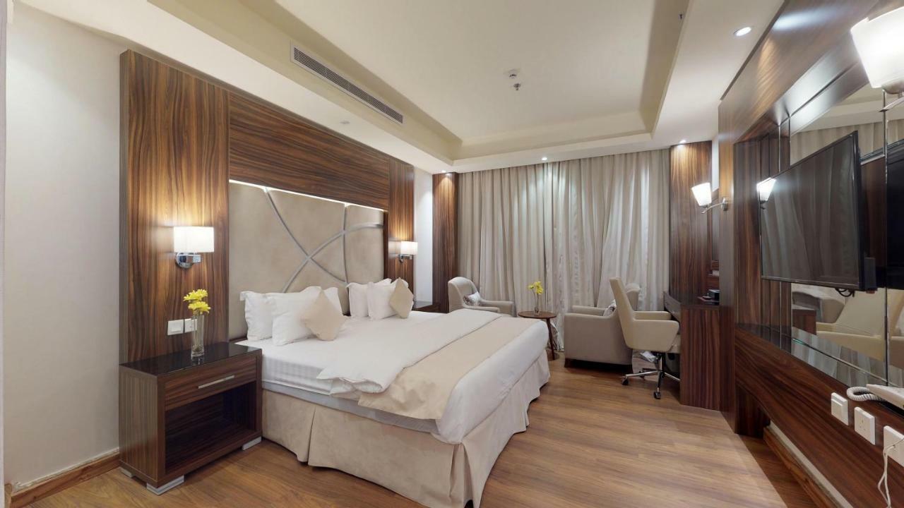 Ebreez Hotel Jeddah Eksteriør billede